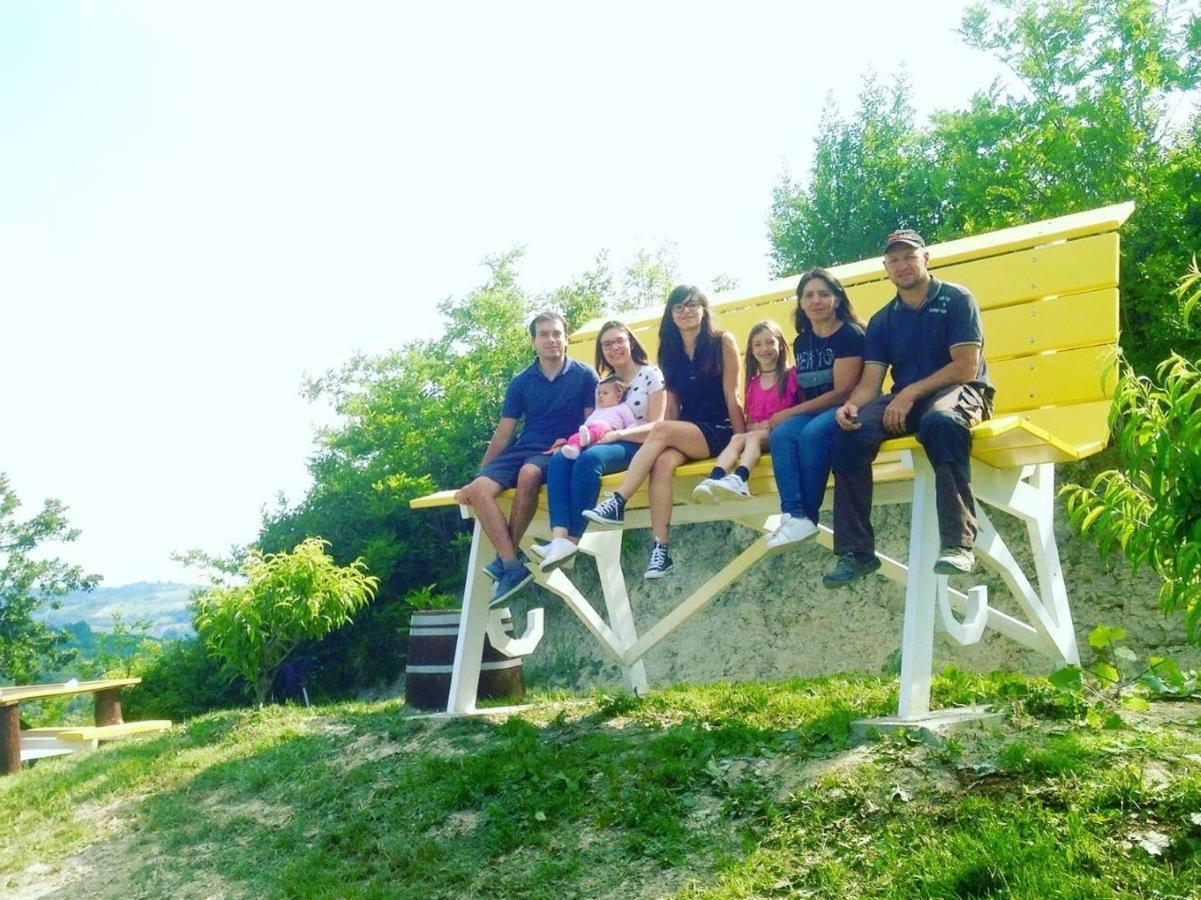 Agriturismo La Ruota Montelupo Albese Dış mekan fotoğraf