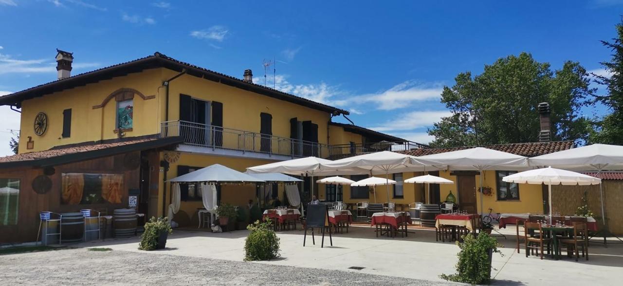 Agriturismo La Ruota Montelupo Albese Dış mekan fotoğraf